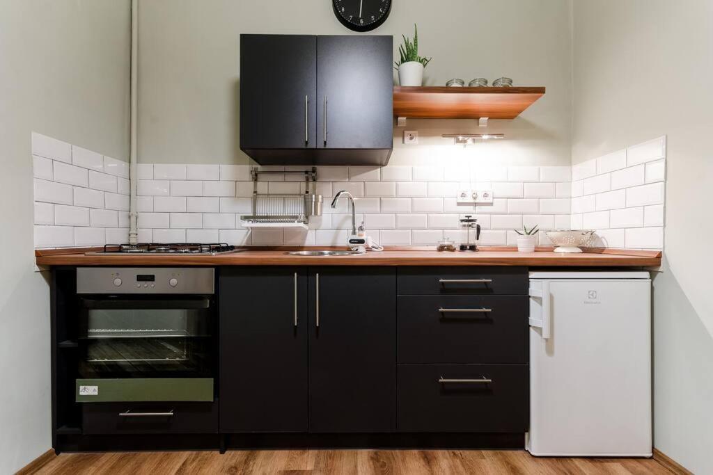 Cosy Apartment In Party District K30 Budapest Ngoại thất bức ảnh