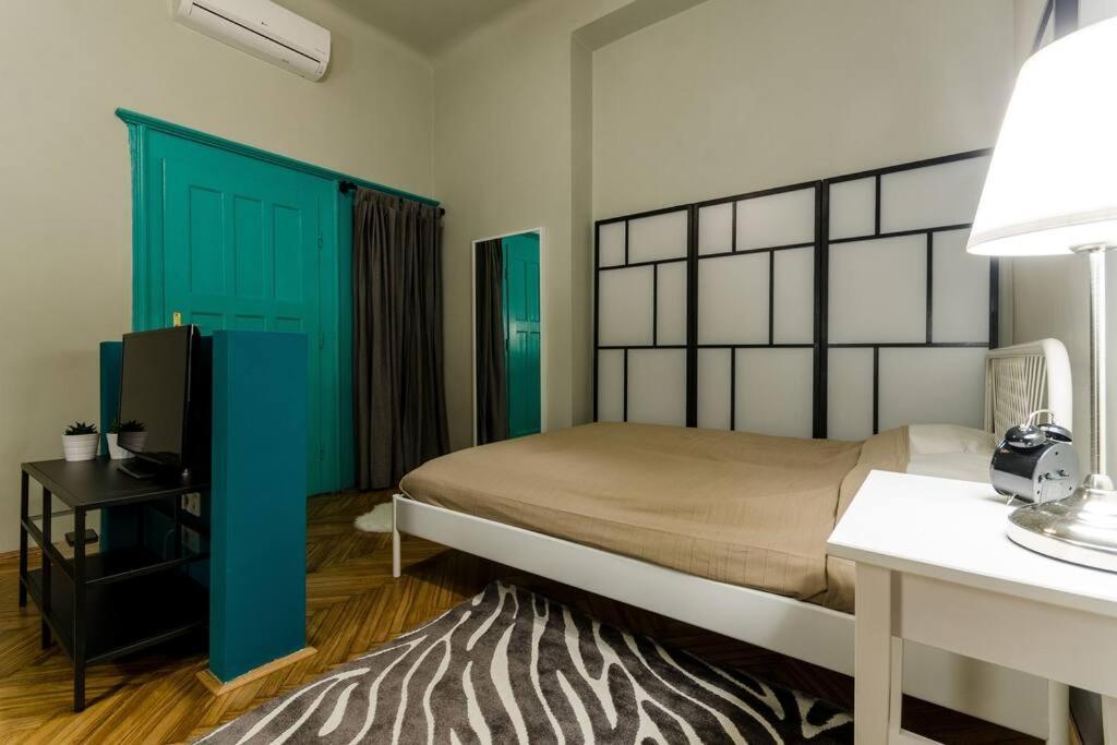 Cosy Apartment In Party District K30 Budapest Ngoại thất bức ảnh