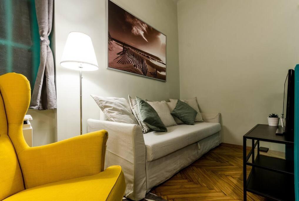 Cosy Apartment In Party District K30 Budapest Ngoại thất bức ảnh